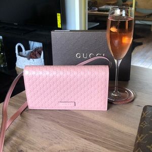Authentic Pink Gucci crossbody/ clutch purse